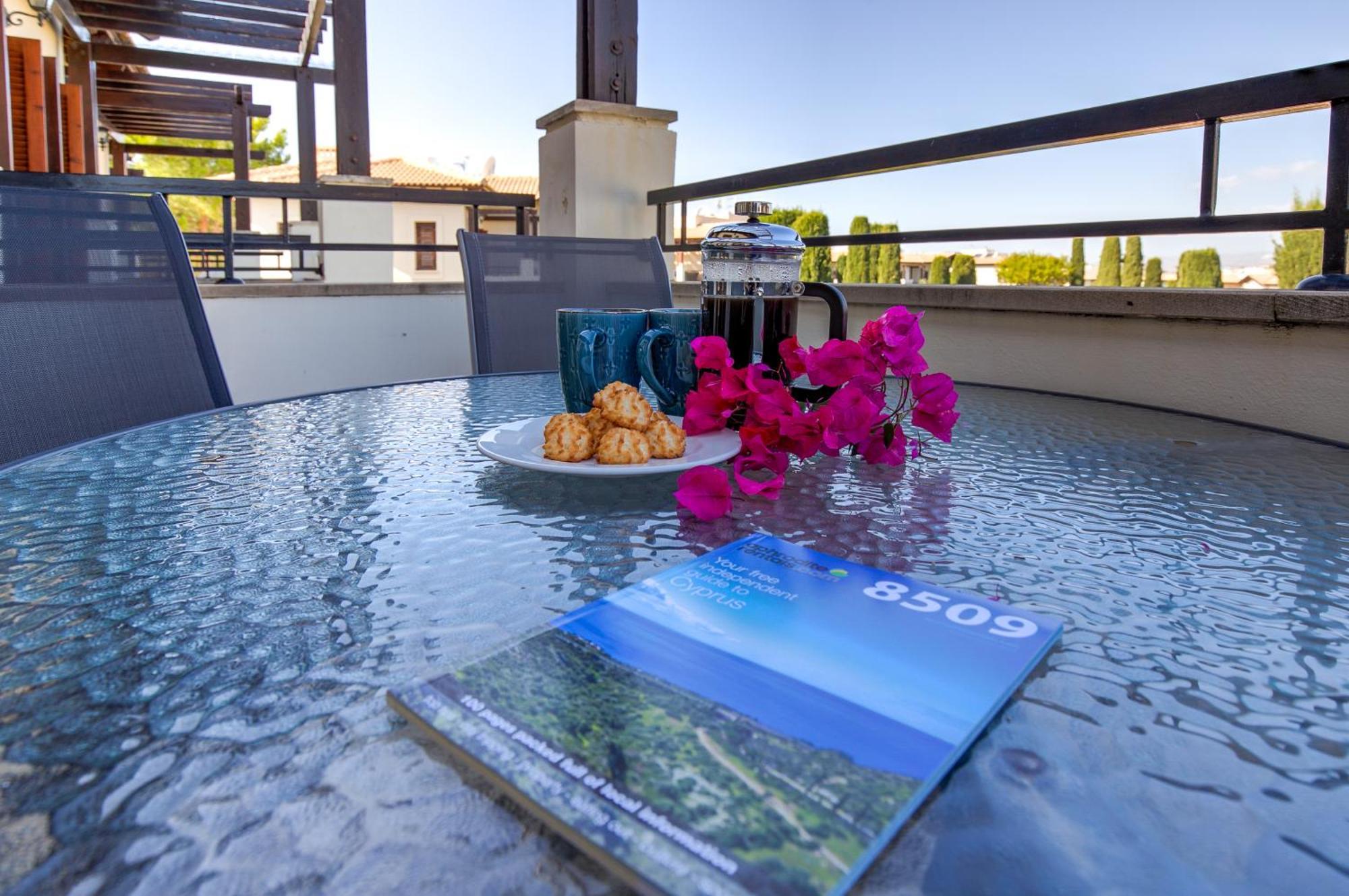 2 Bedroom Apartment Assia With Communal Pool, Aphrodite Hills Resort Kouklia Exterior photo